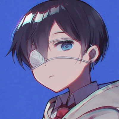 女子开车忘拉手刹把自己撞了